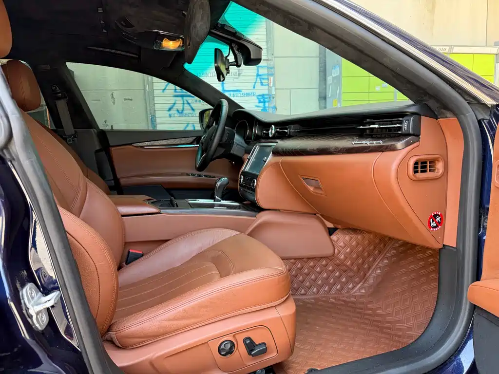 Quattroporte 3.0 T Standard