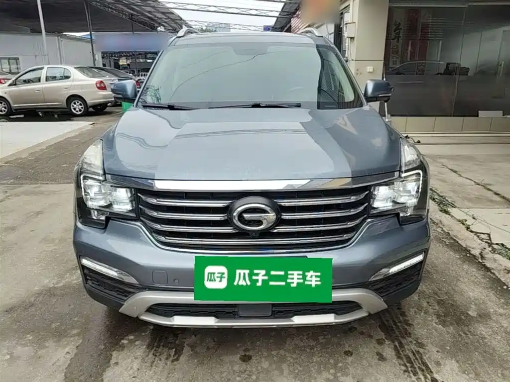 GAC Trumpchi GS8 320 T 2 WD Luxury Connected (7-seat)