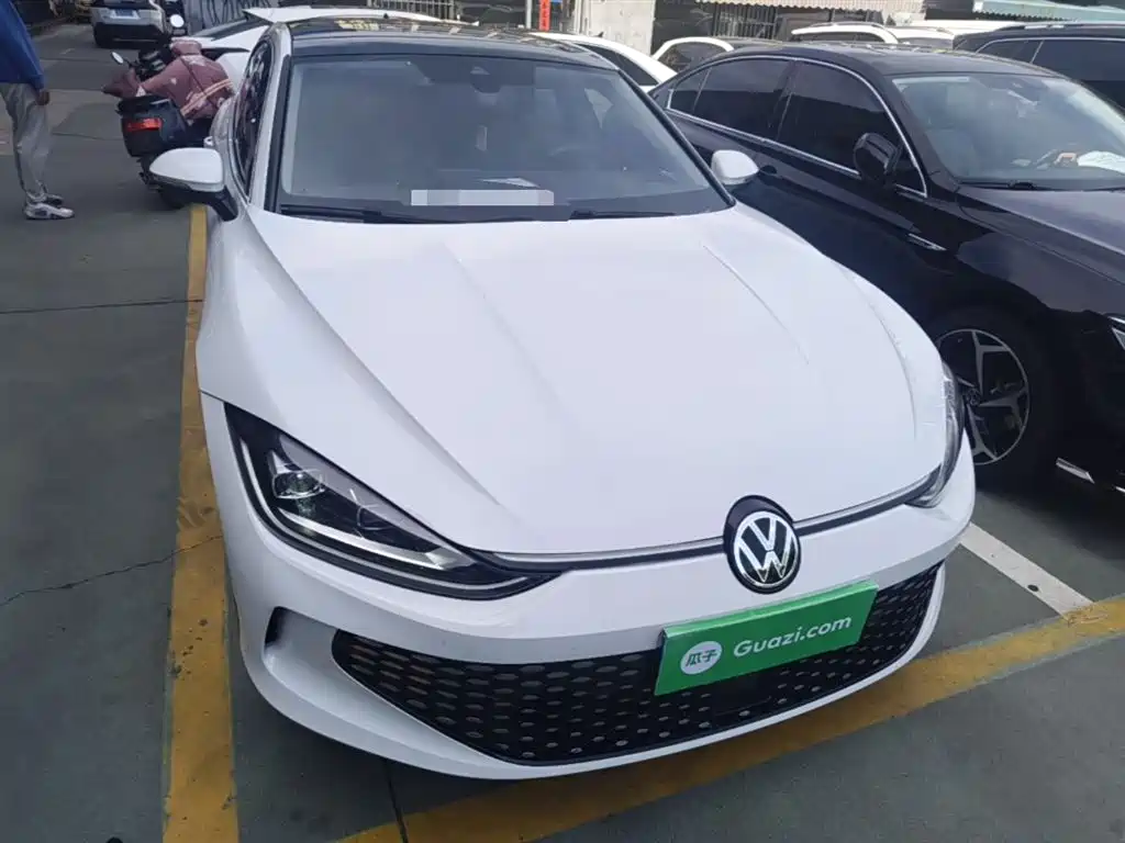 Lamando Lamando L 280 TSI DSG Spicy Cool