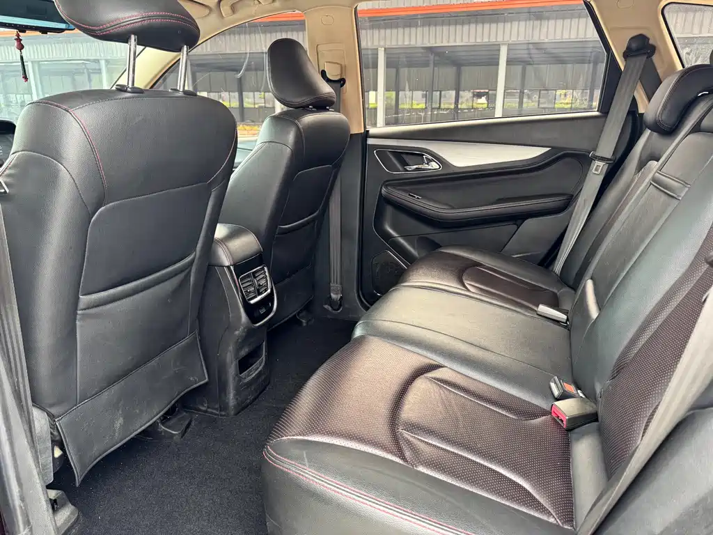 Baojun 560 1.5 T Manual Luxury