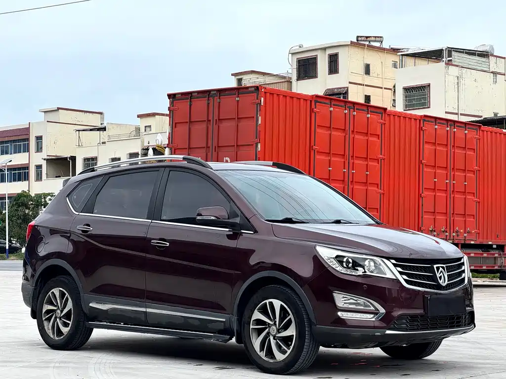 Baojun 560 1.5 T Manual Luxury