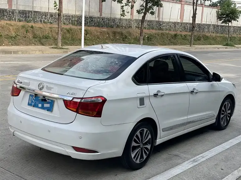Dongfeng Fengshen A60 1.5 L Auto Luxury