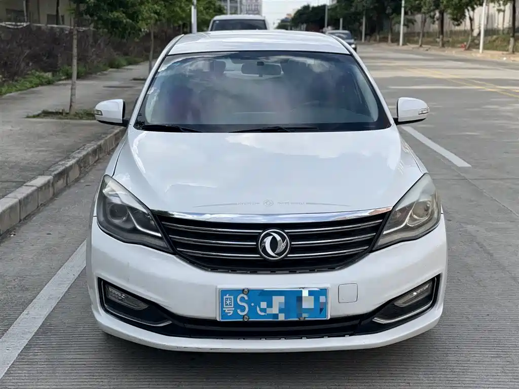 Dongfeng Fengshen A60 1.5 L Auto Luxury