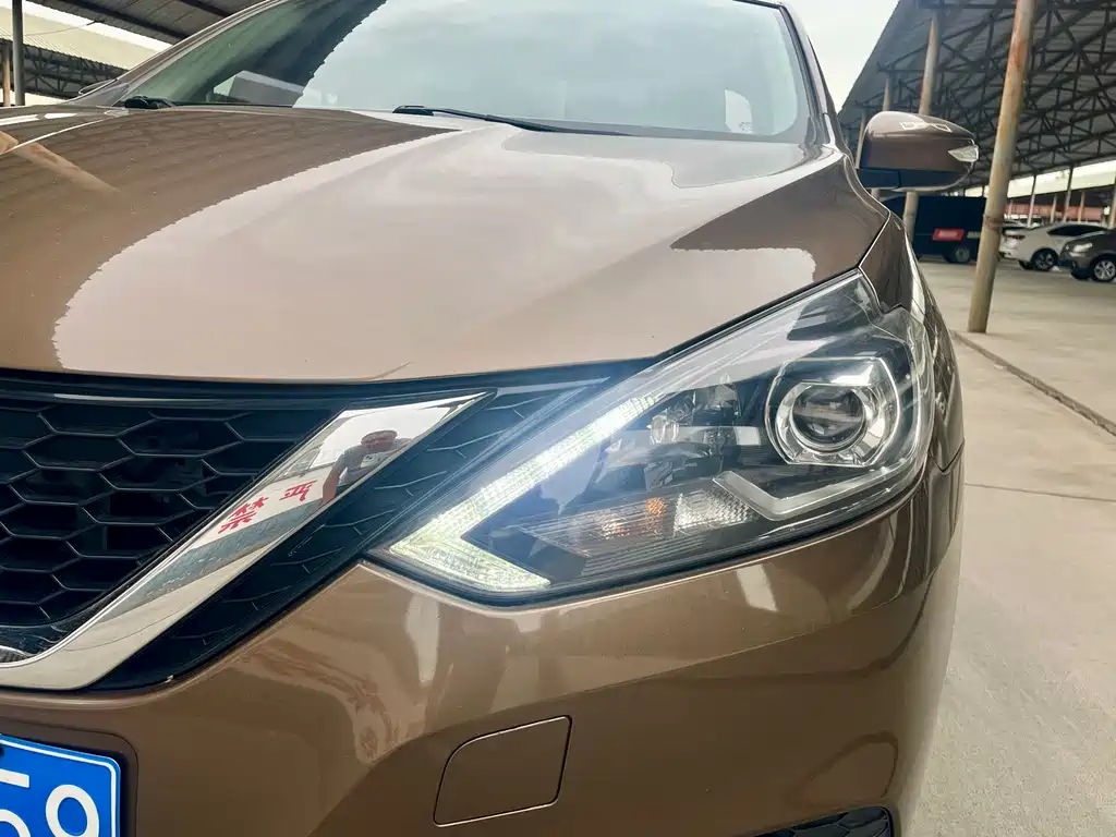 Sylphy 1.6 XV CVT Smart Enjoyment