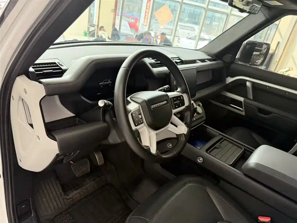 Land Rover Defender Facelift 110 3.0 T P400 X-DYNAMIC HSE