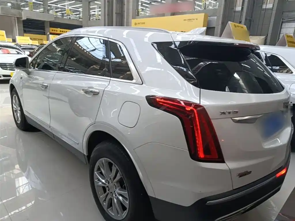 Cadillac XT5 28 T Luxury