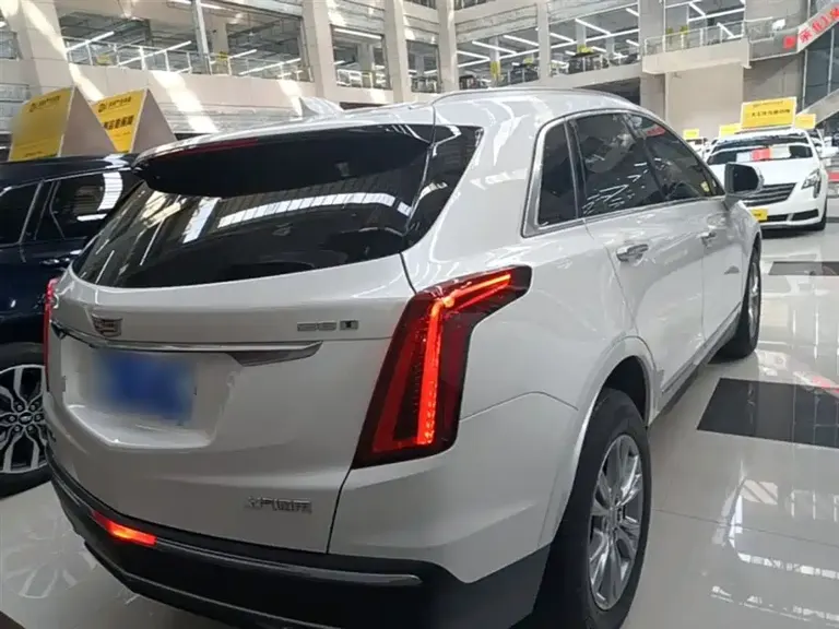 Cadillac XT5 28 T Luxury