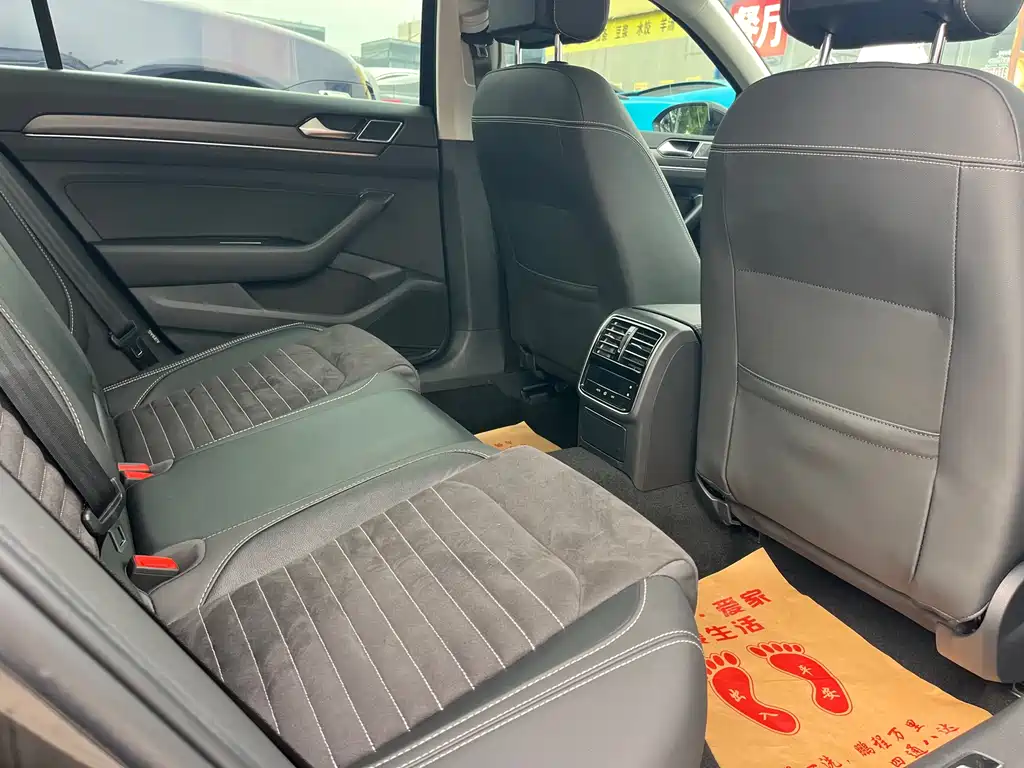 Magotan 330 TSI DSG 30 Anniversary