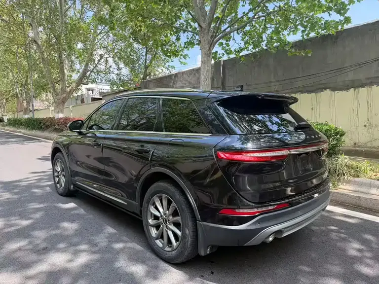 Lincoln Corsair 2.0 T 2 WD Premium