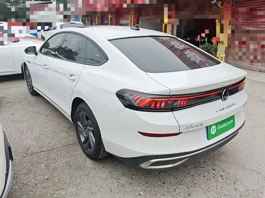Lamando Lamando L 280 TSI DSG Dazzle Hot