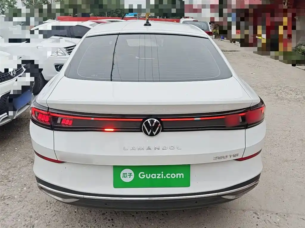 Lamando Lamando L 280 TSI DSG Dazzle Hot