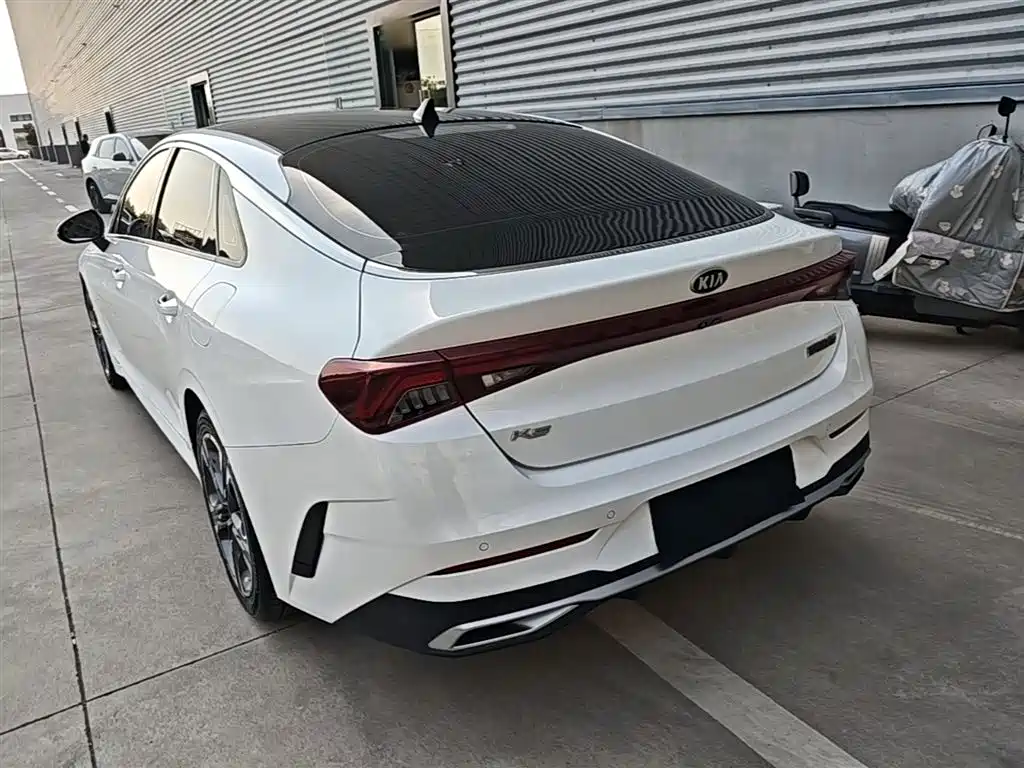 Kia K5 270 T CVVD Luxury Tech