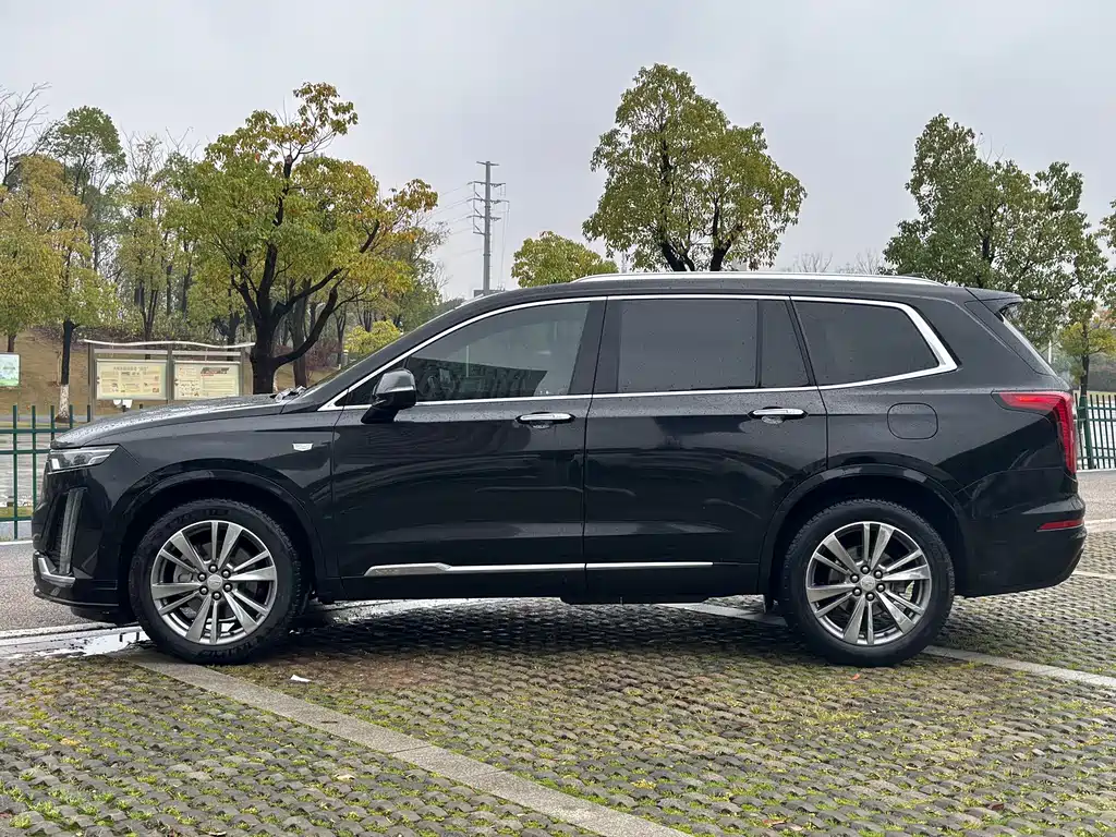 Cadillac XT6 28 T 6-seat 4 WD Luxury
