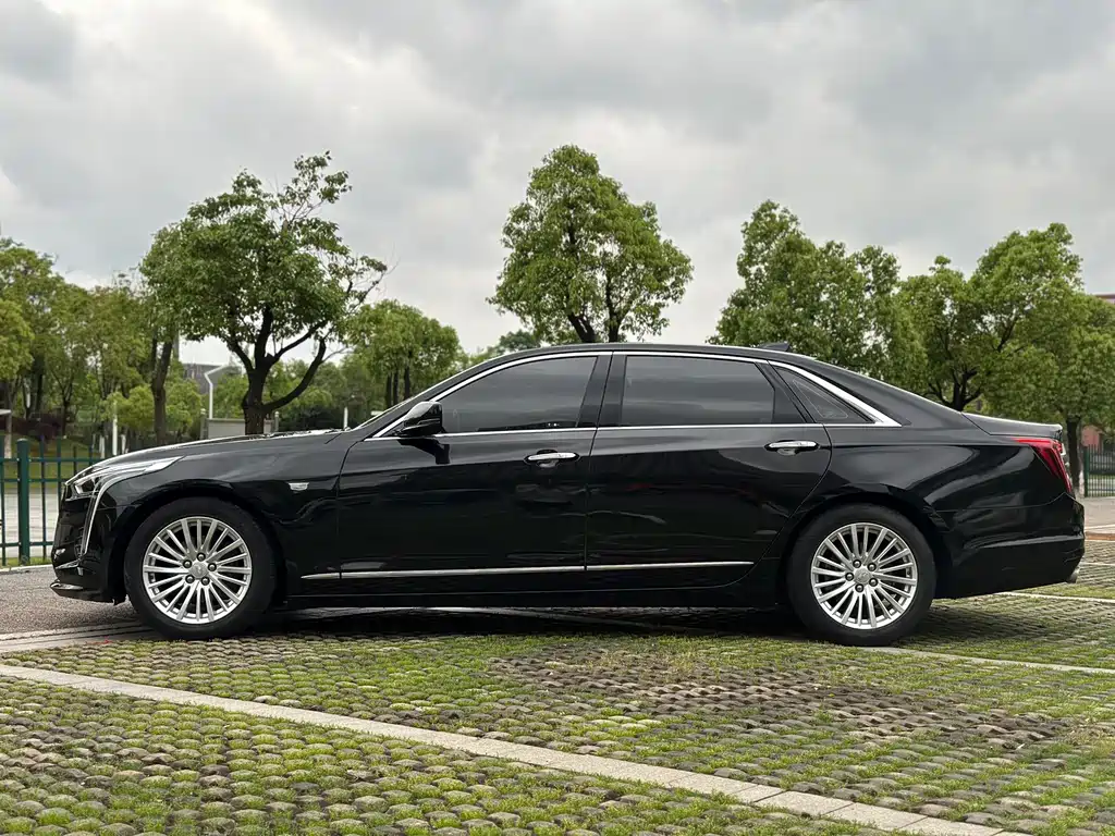 Cadillac CT6 28 T Luxury