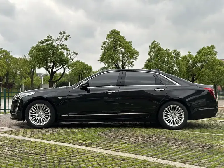 Cadillac CT6 28 T Luxury