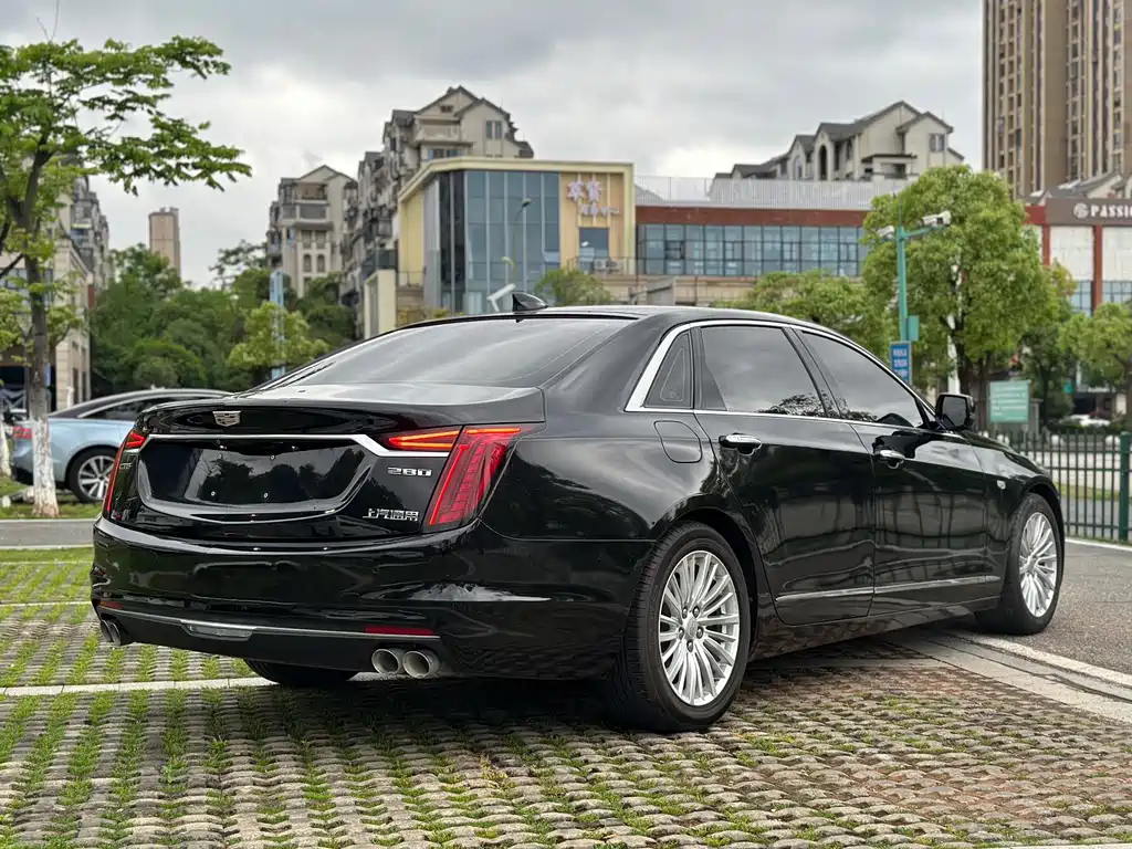 Cadillac CT6 28 T Luxury