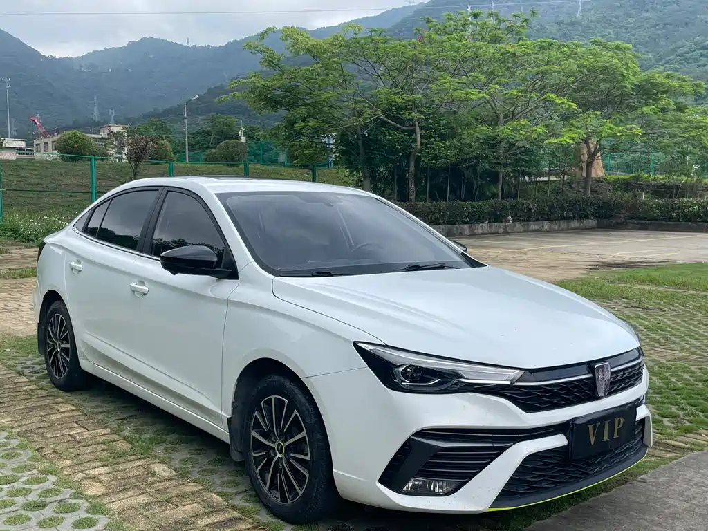 Roewe i5 Facelift 1.5 L CVT Diamond