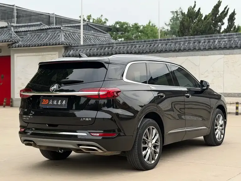 Buick Enclave 28 T 4 WD Distinguished