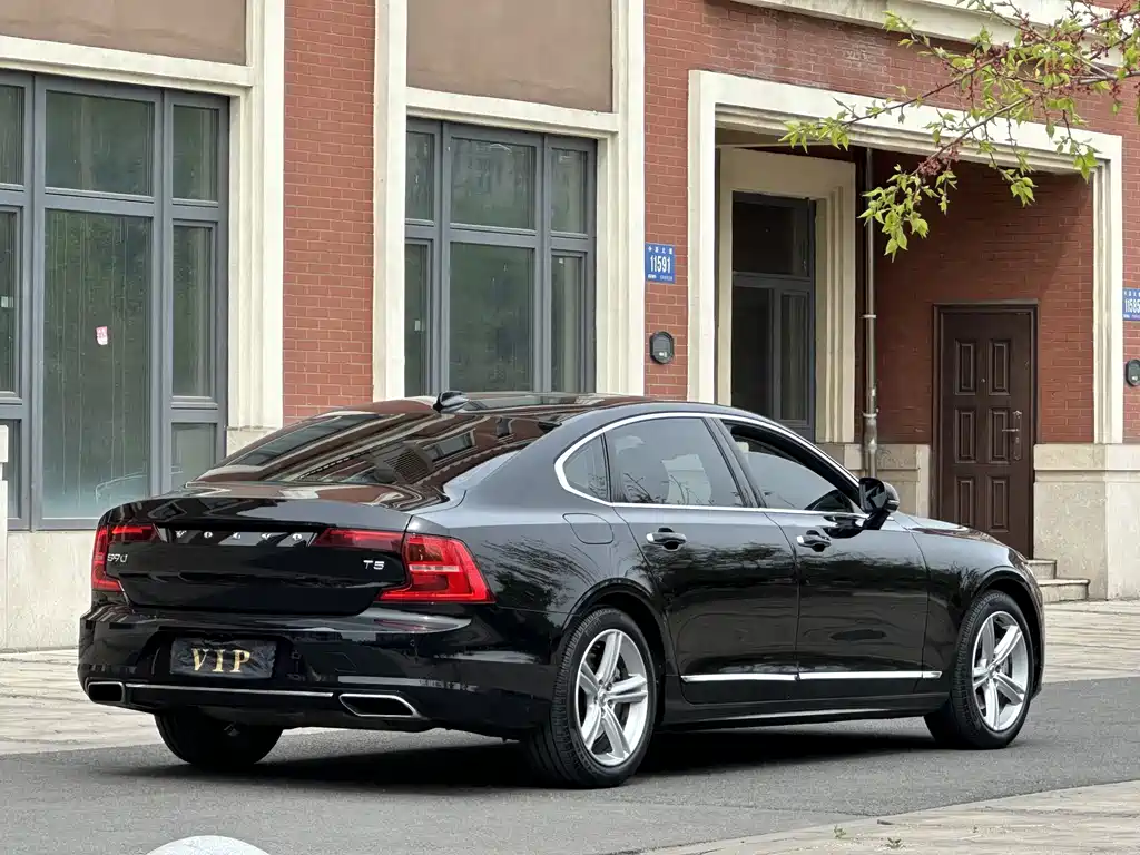 Volvo S90 T5 Smart Ease Luxury