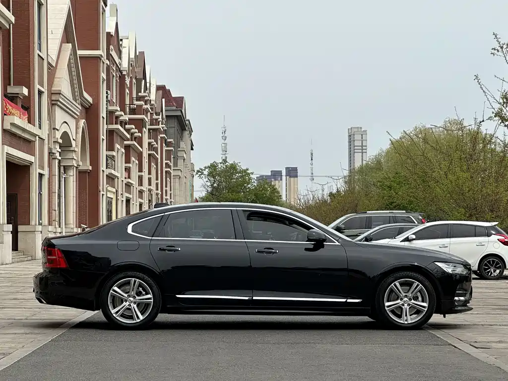 Volvo S90 T5 Smart Ease Luxury