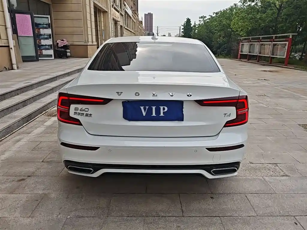 Volvo S60 T4 Smart Vision Sport