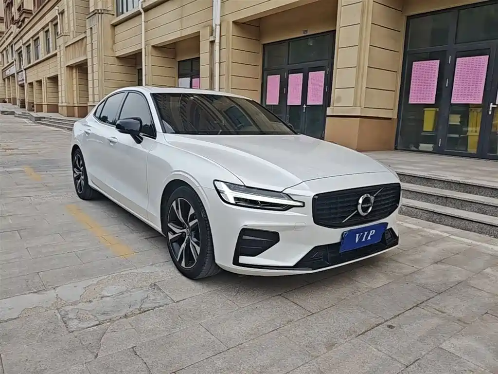 Volvo S60 T4 Smart Vision Sport