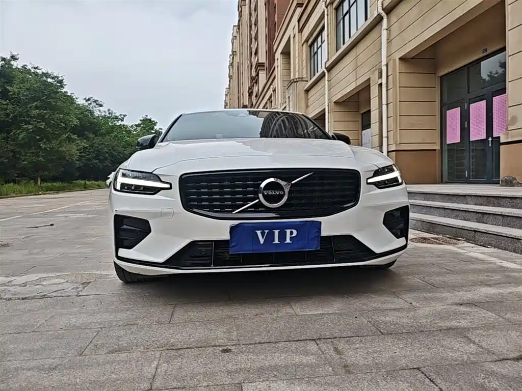 Volvo S60 T4 Smart Vision Sport
