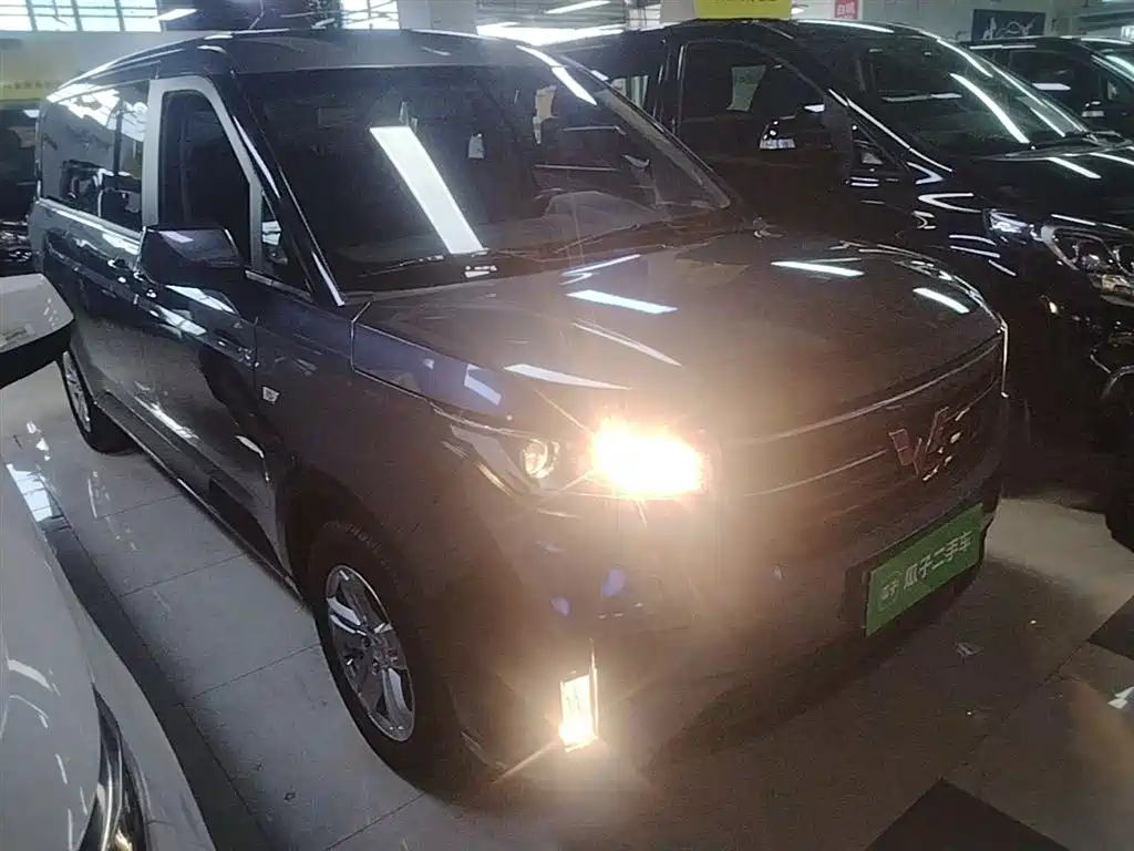 Wuling Journey 1.5 T Manual Luxury