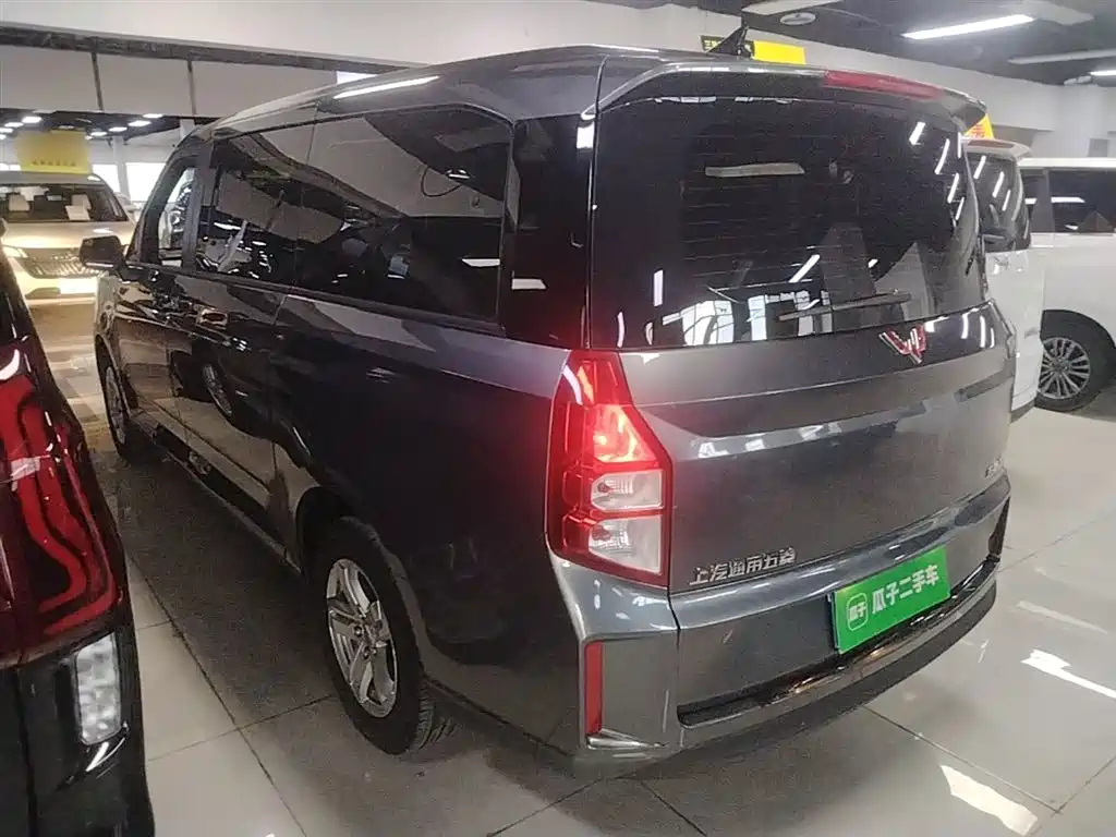 Wuling Journey 1.5 T Manual Luxury
