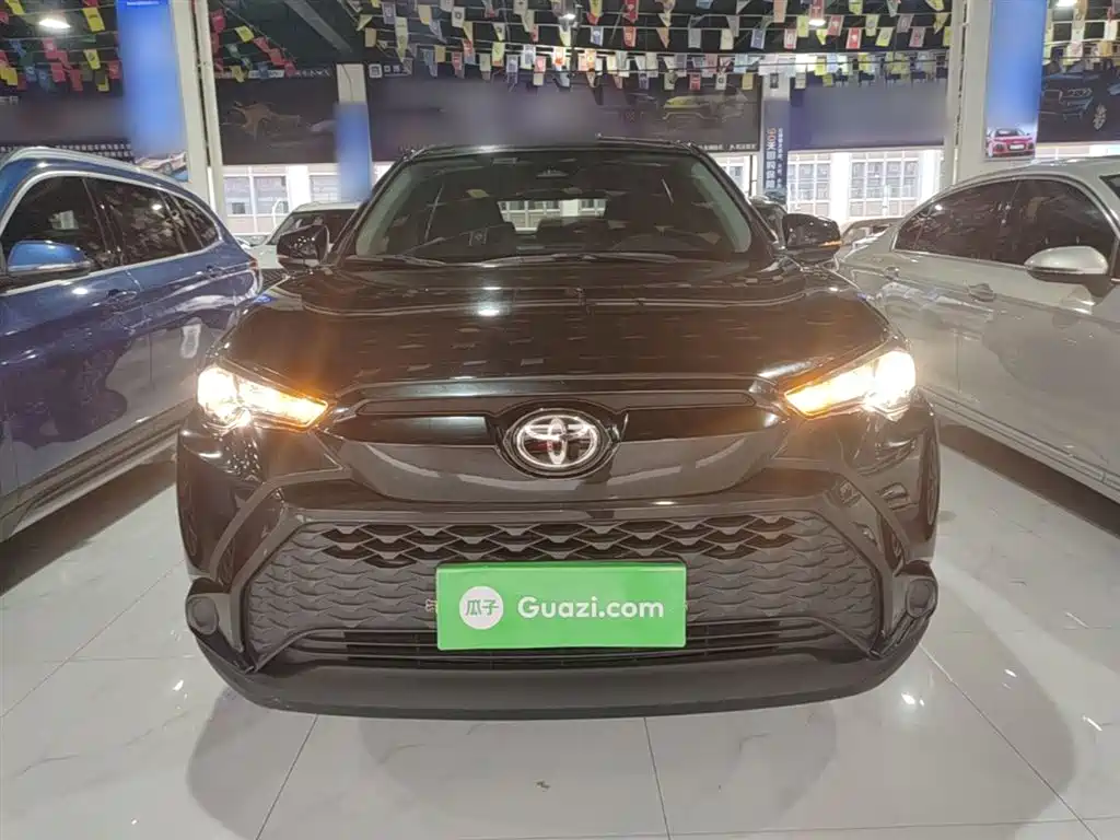 Frontlander 2.0 L CVT Leading