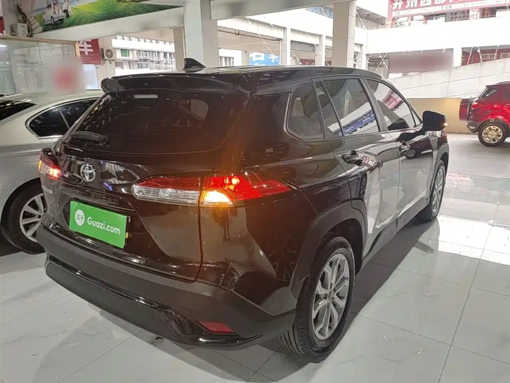 Frontlander 2.0 L CVT Leading