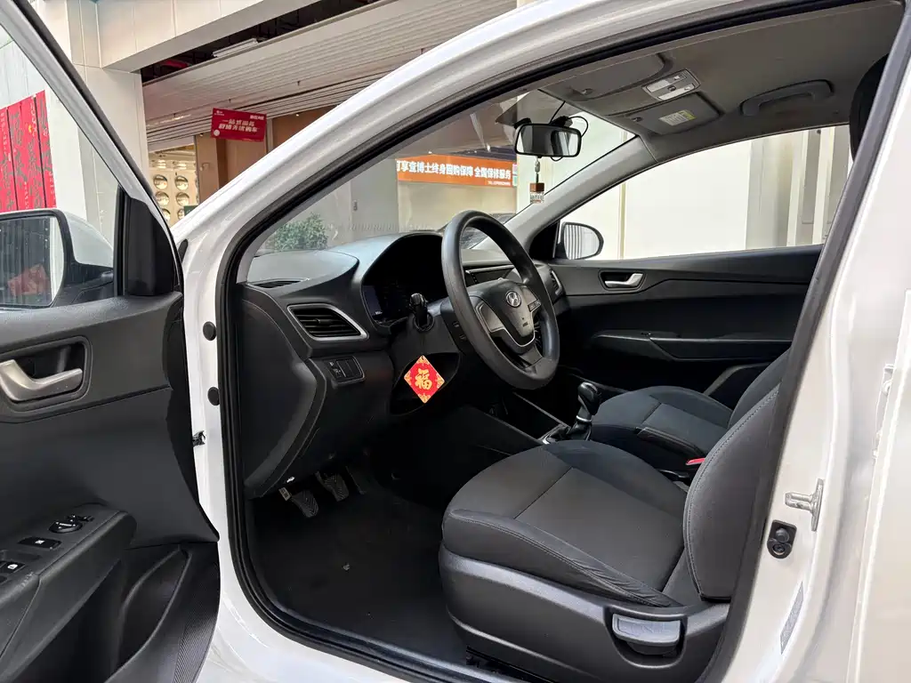 Verna 1.4 L Manual Cool GLS