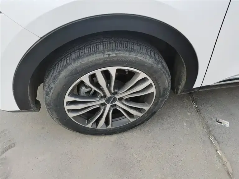 Haval F7 2.0 T 2 WD i