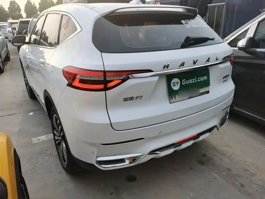 Haval F7 2.0 T 2 WD i