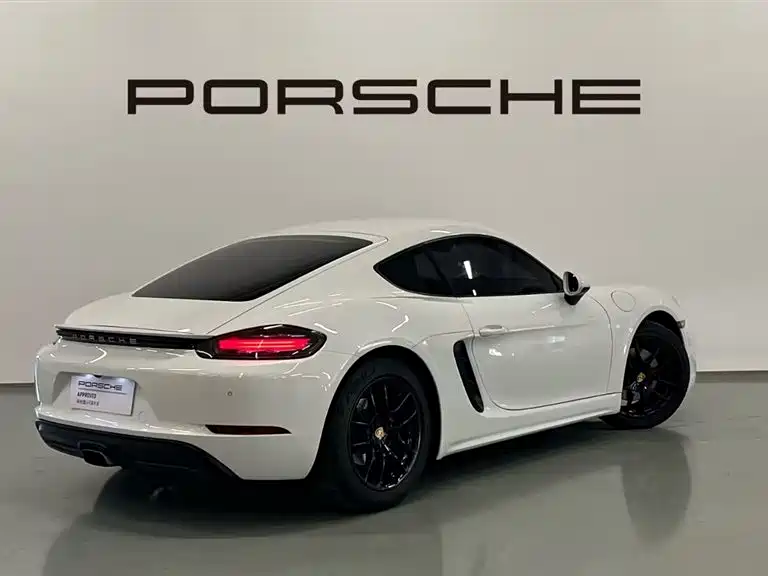 Porsche 718 Cayman 2.0 T