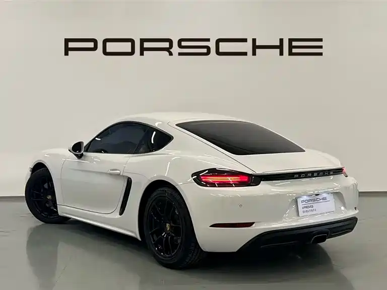 Porsche 718 Cayman 2.0 T