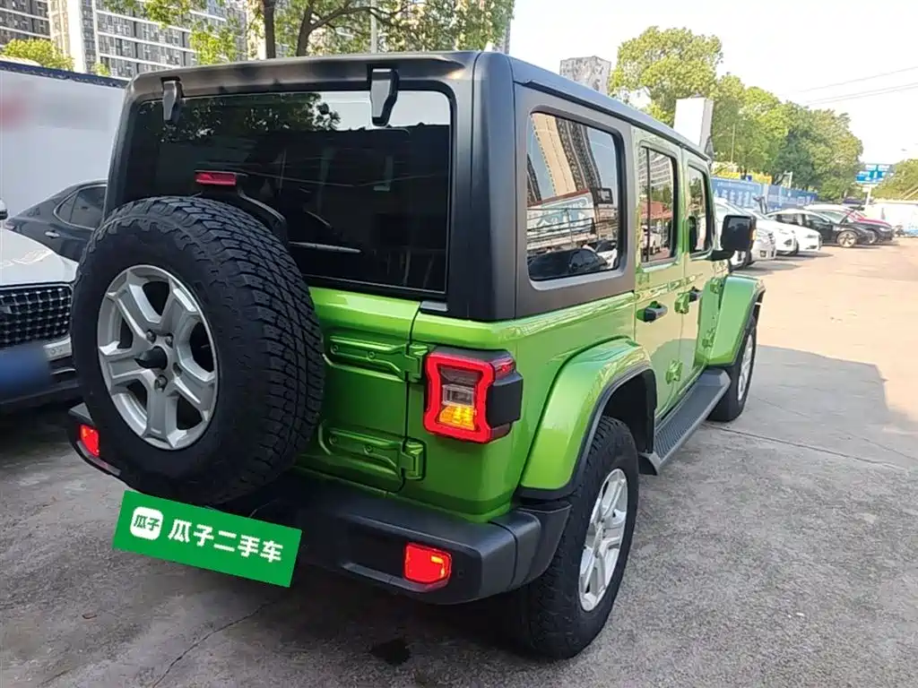 Wrangler 2.0 T Sahara 4-door CN-VI