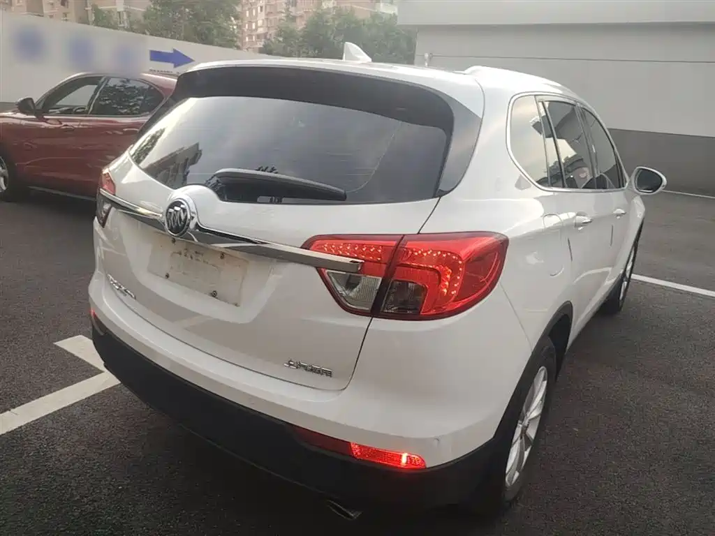 Envision Plus 28 T 4 WD Elite