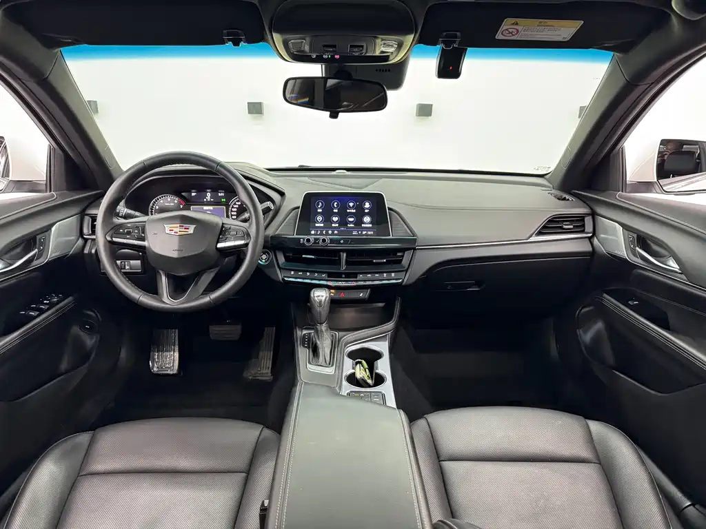 Cadillac CT4 28 T Luxury