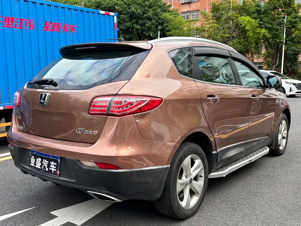 Luxgen 7 SUV 大7 SUV 2014款 2.2 T 四驱智尊型