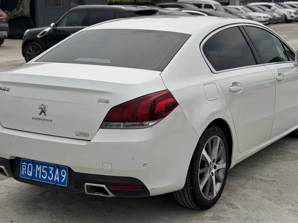Peugeot 508 标致508 2015款 1.8 THP 自动致尊版
