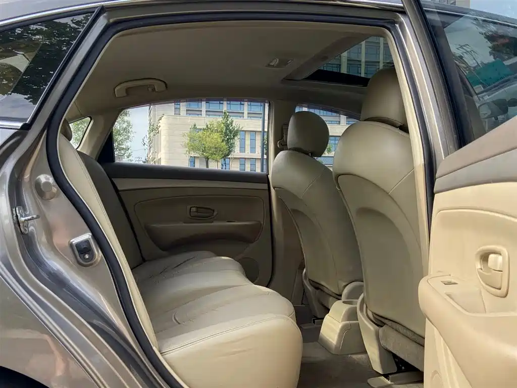 Sylphy 轩逸 2012款 经典 1.6 XL 手动豪华版