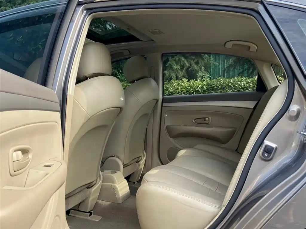 Sylphy 轩逸 2012款 经典 1.6 XL 手动豪华版