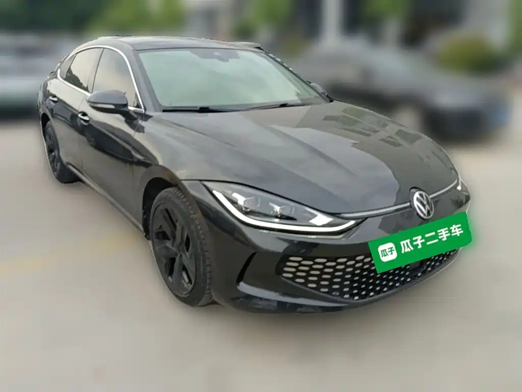 Lamando Lamando L 280 TSI DSG Spicy Cool