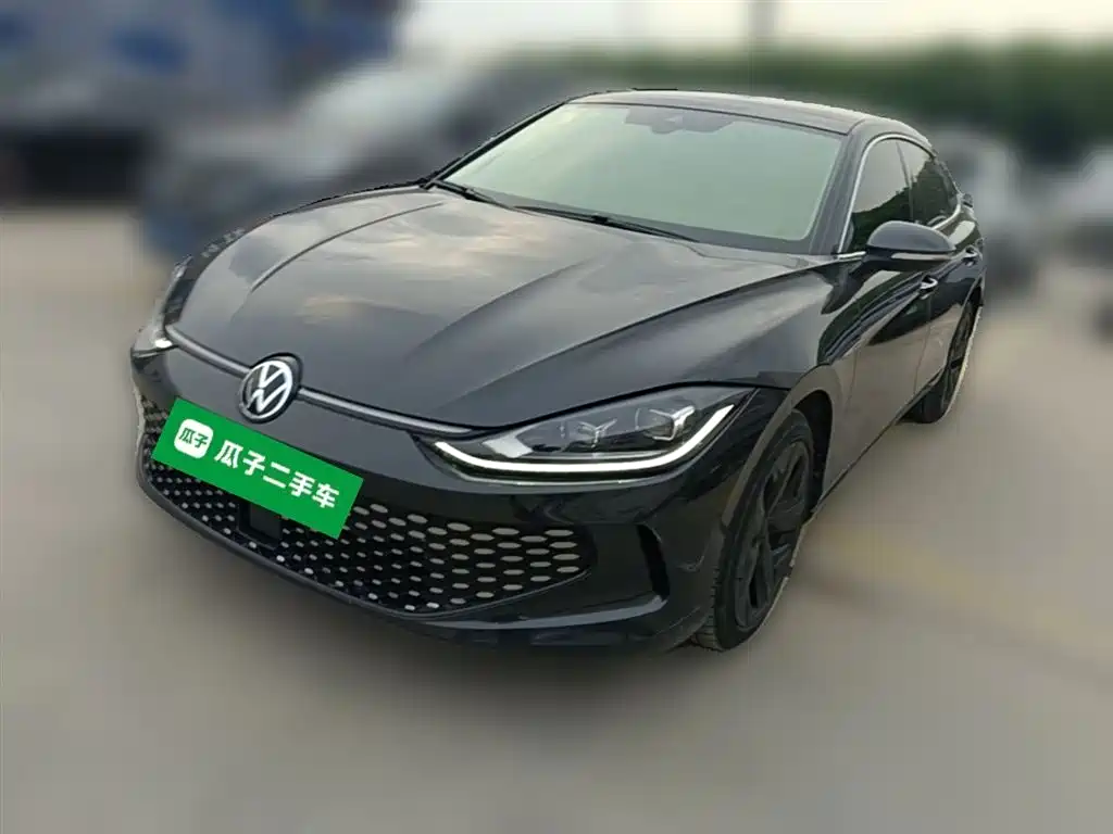 Lamando Lamando L 280 TSI DSG Spicy Cool