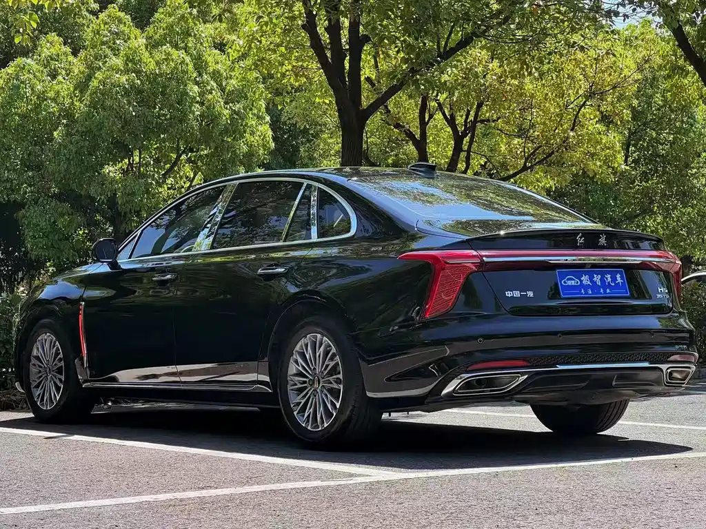 Hongqi H5 红旗H5 2024款 1.5 T HEV智联旗韵版