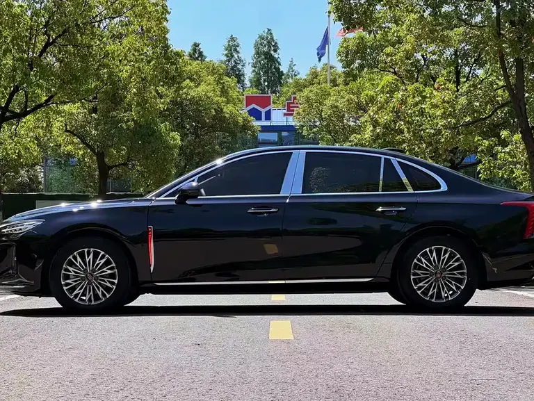 Hongqi H5 红旗H5 2024款 1.5 T HEV智联旗韵版