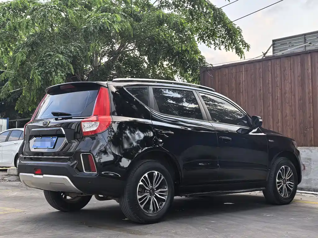 Vision X6 1.3 T CVT Luxury