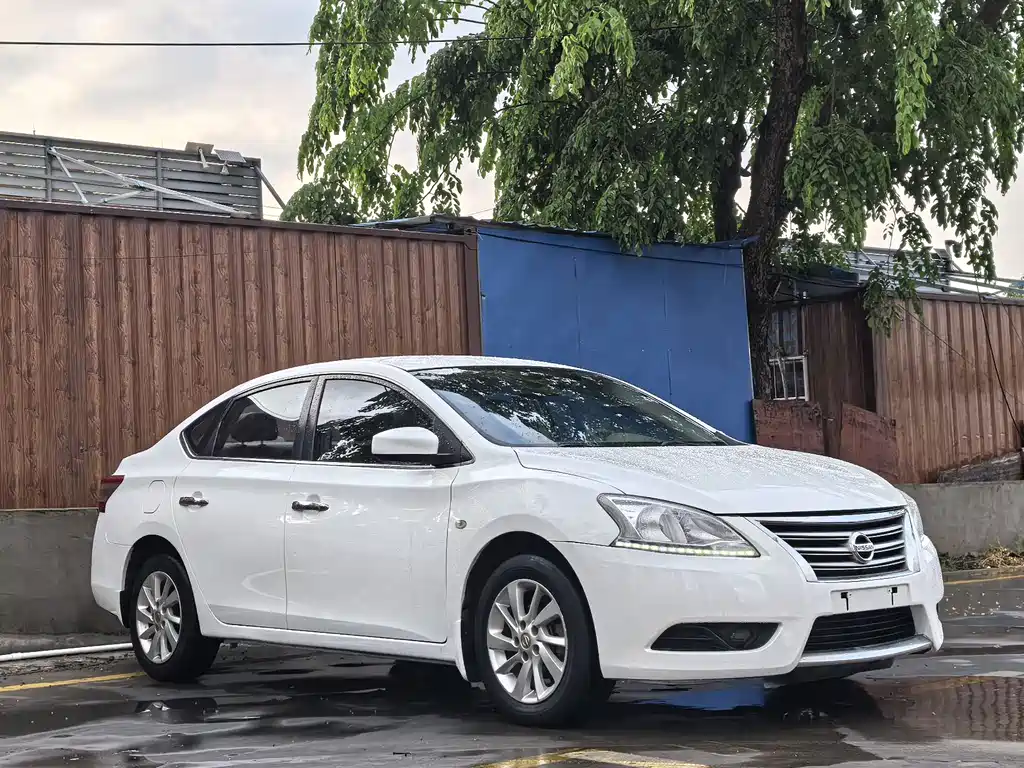 Sylphy 1.6 XE CVT Comfort