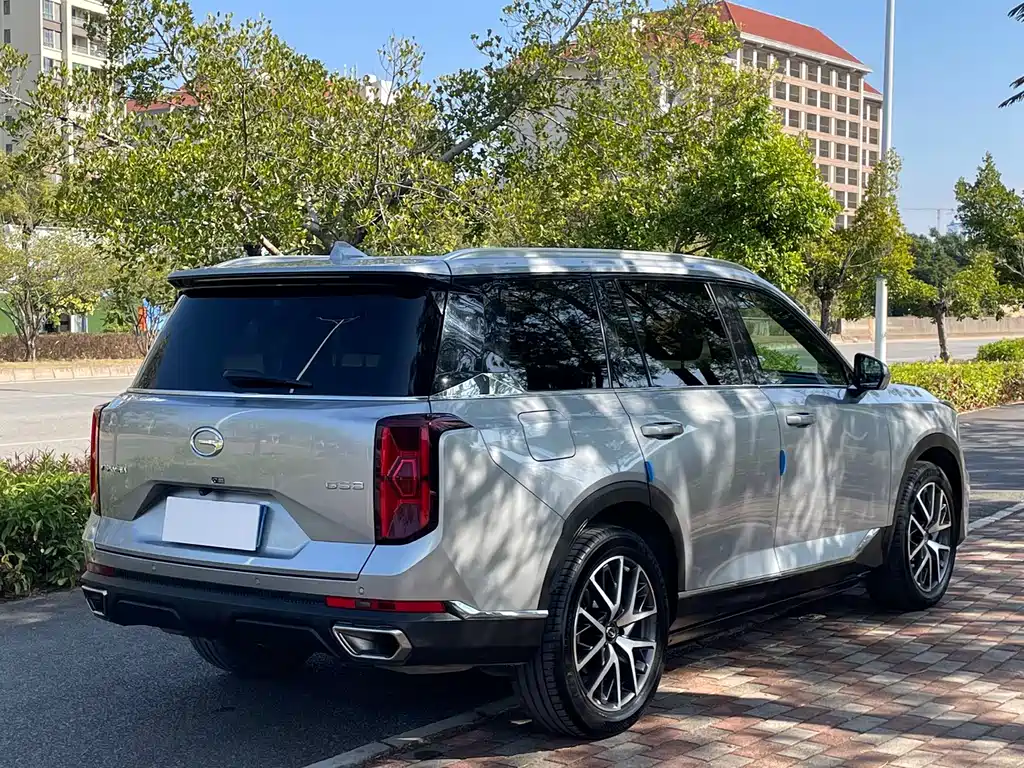 GAC Trumpchi GS8 Navigator Series 2.0 TGDI 2 WD Luxury Connected (7-seat)